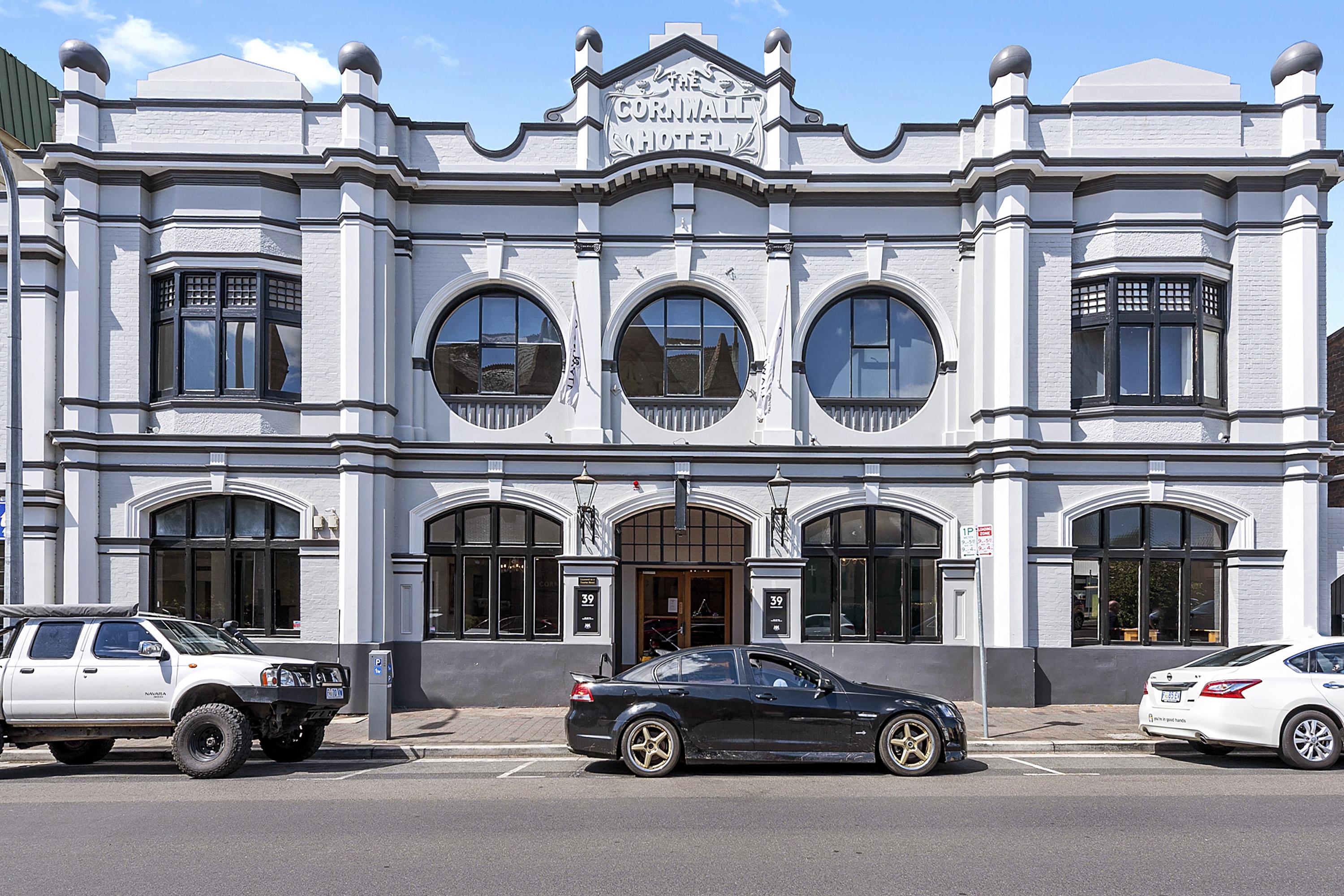 The Cornwall Historic Hotel Launceston Exterior photo
